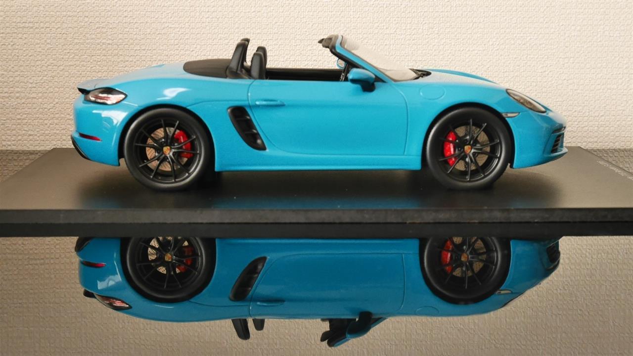 1/18の718ボクスター: 極楽・株など日記